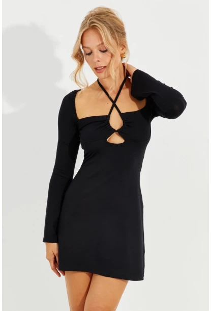 Kadın Siyah Önü Pencereli Bağcıklı Mini Elbise B1926