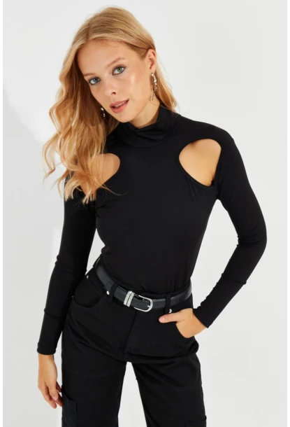 Kadın Siyah Pencereli Bluz MEN2014