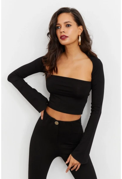 Kadın Siyah Pencereli Crop Bluz B1905