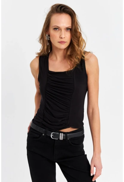 Kadın Siyah Pilili Bluz ELT165