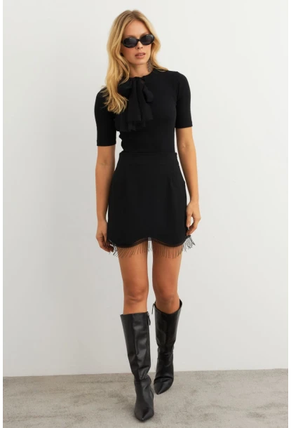 Kadın Siyah Püskül Detaylı Mini Etek KED24013