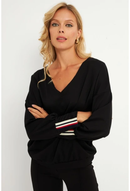 Kadın Siyah Şerit Detaylı V Yaka Sweatshirt  EY2905