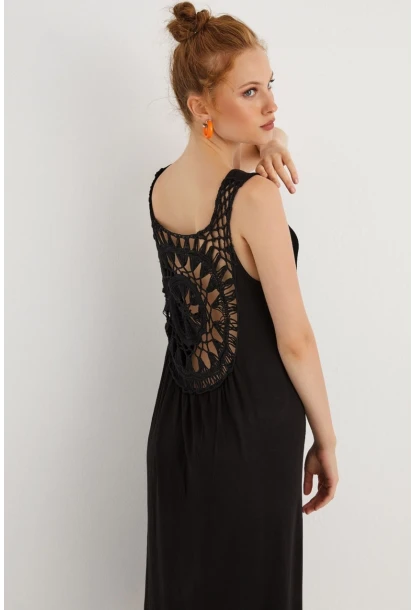 Kadın Siyah Sırt Detaylı Kolsuz Midi Elbise BK1216