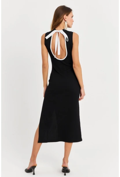 Kadın Siyah Sırtı Açık Fiyonklu Kaşkorse Midi Elbise EY3055