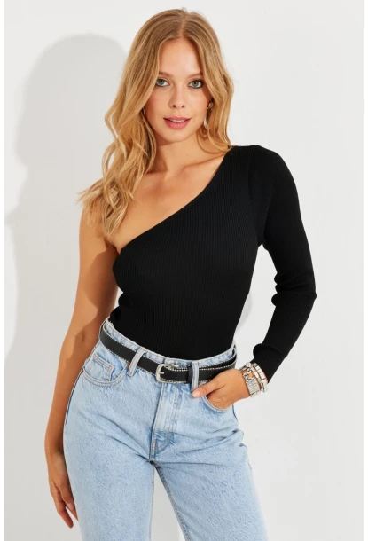 Kadın Siyah Tek Omuz Triko Bluz YV204