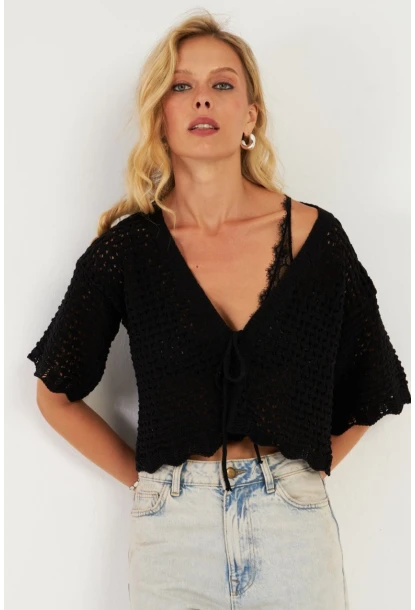 Kadın Siyah Triko Ajurlu Hırka YV255