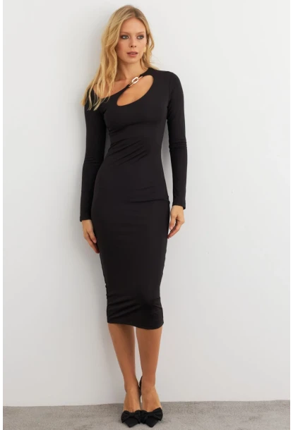 Kadın Siyah Yaka Aksesuarlı Midi Elbise KED7041