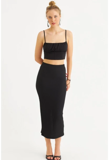 Kadın Siyah Yırtmaçlı Bürümcük Midi Etek ZH329