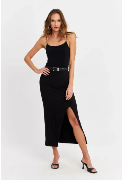 Kadın Siyah Yırtmaçlı Midi Etek MOD1854