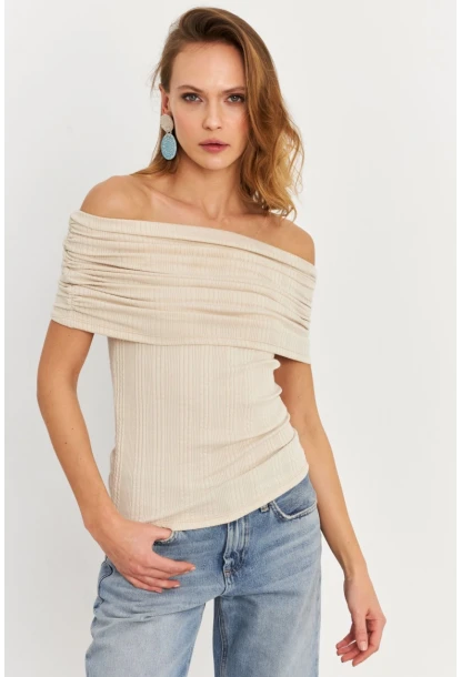 Kadın Taş Kolsuz Madonna Yaka Bluz TF51