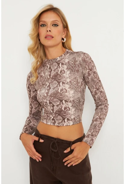 Kadın Taş Sırtı Detaylı Yılan Desenli Bluz GÇ179