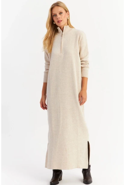 Kadın Taş Yakası Fermuarlı Triko Maxi Elbise MNUV10