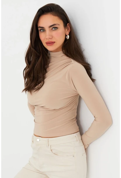 Kadın Vanilya Büzgülü Bluz ELT3568