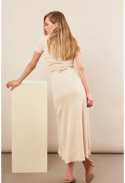 Kadın Vanilya Sırt Bağlamalı Kaşkorse Midi Elbise MFRY0001