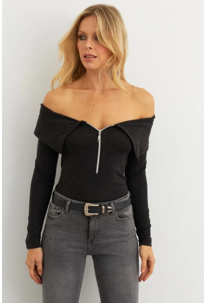 Kadın Antrasit Fermuarlı Madonna Yaka Bluz EY2559