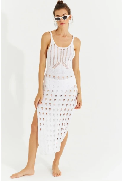 Kadın Beyaz Ajurlu Triko Maxi Elbise SF2504