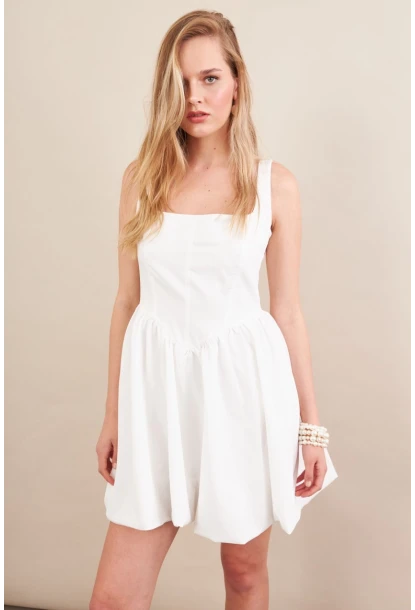 Kadın Beyaz Askılı Mini Balon Elbise ERL105