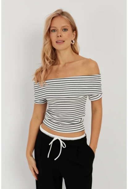 Kadın Beyaz Çizgili Madonna Bluz YZ1001