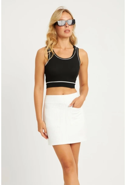 Kadın Beyaz Fermuarlı Cepli Mini Etek YLE605