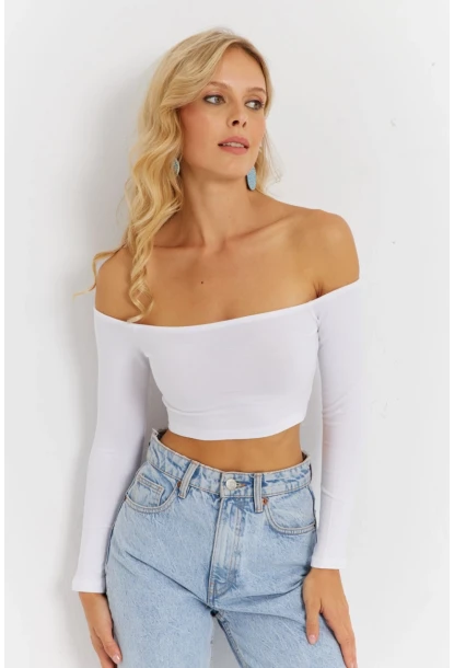 Kadın Beyaz Kare Yaka Crop Bluz CG364