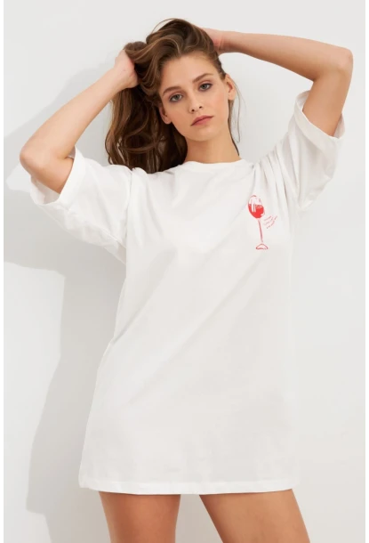 Kadın Beyaz Oversize Pijama T-Shirt TPG14