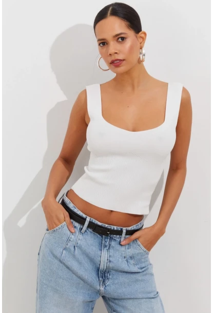 Kadın Beyaz Triko Atlet YV117