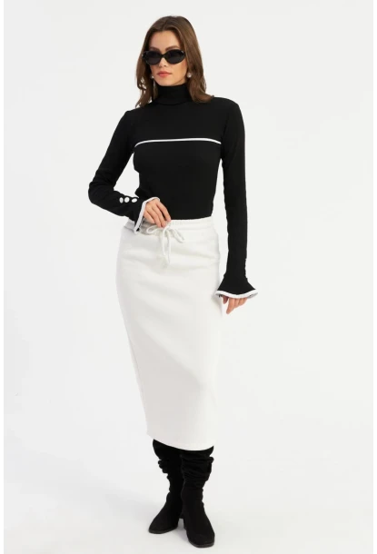 Kadın Beyaz Yırtmaçlı Sweat Etek TF24