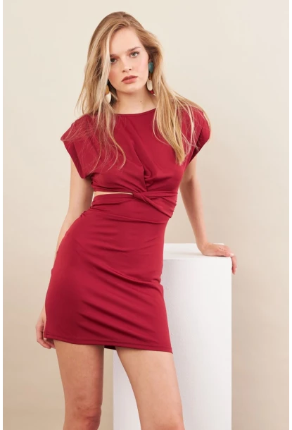 Kadın Bordo Omuzları Vatkalı Pencereli Mini Elbise İRE103