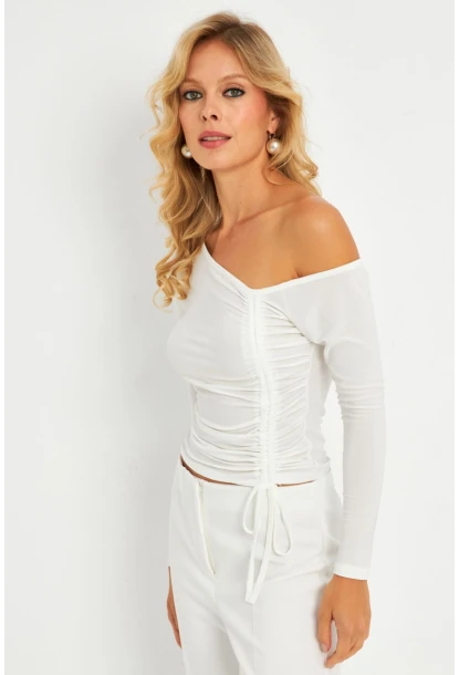 Kadın Ekru Büzgülü Bluz GÇ188