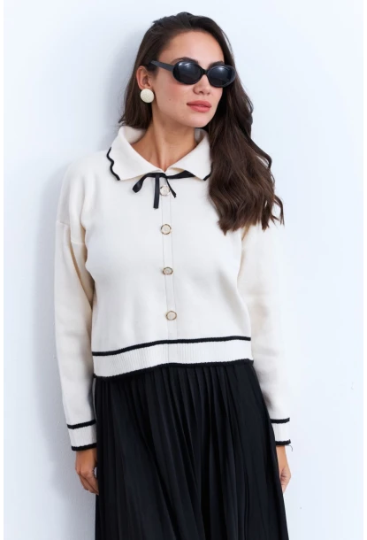 Kadın Ekru Düğme Aksesuarlı Kazak MCNG802