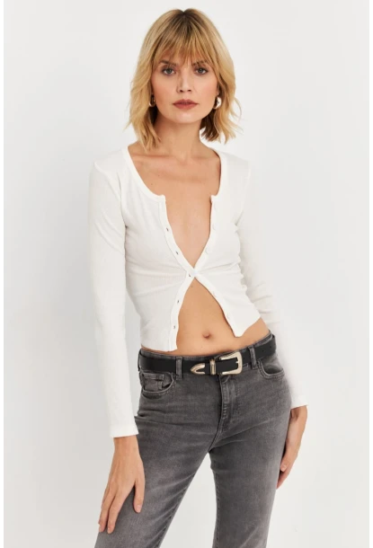 Kadın Ekru Düğme Detaylı Basic Bluz ALB3814