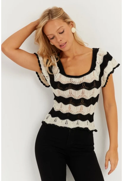 Kadın Ekru-Siyah Ajurlu Triko Bluz YZ624