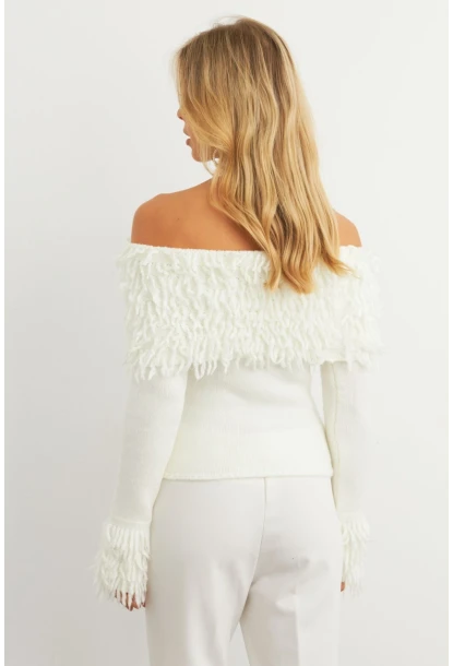 Kadın Ekru Yakası Sakallı Madonna Bluz KZ542