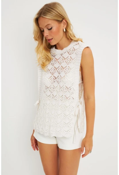 Kadın Ekru Yanları Bağlamalı Ajurlu Süveter YV226