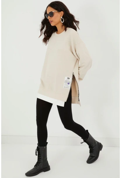 Kadın Ekru Yanları Fermuarlı Oversize Sweatshirt BK231095