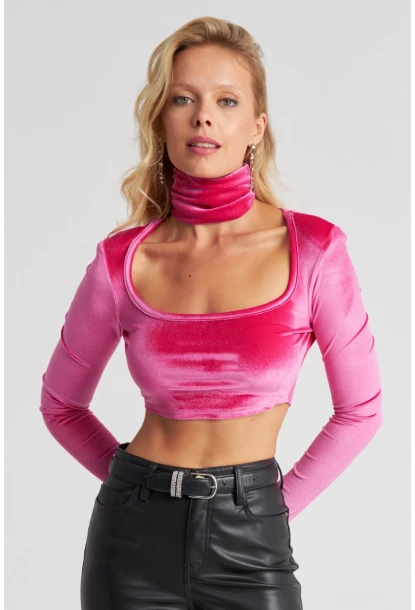 Kadın Fuşya Kare Yaka Boyunluklu Kadife Crop Bluz B2867