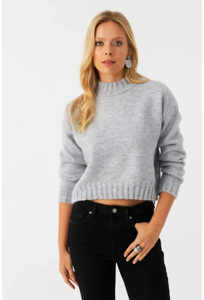 Kadın Gri Kısa Triko Kazak YV301