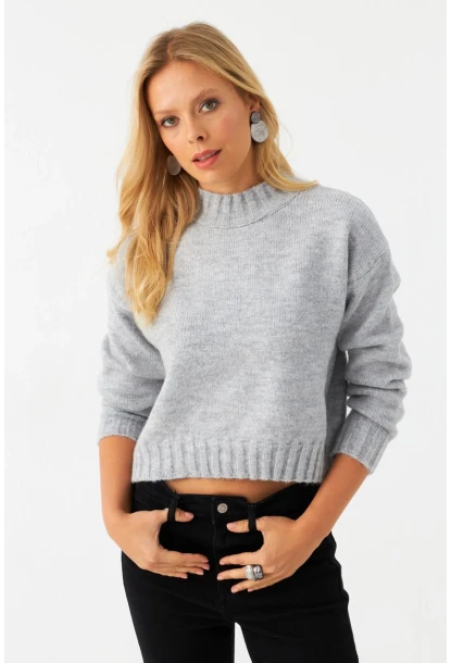 Kadın Gri Kısa Triko Kazak YV301