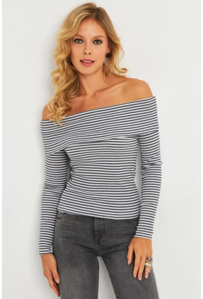 Kadın Gri Madonna Yaka Çizgili Bluz XL2400