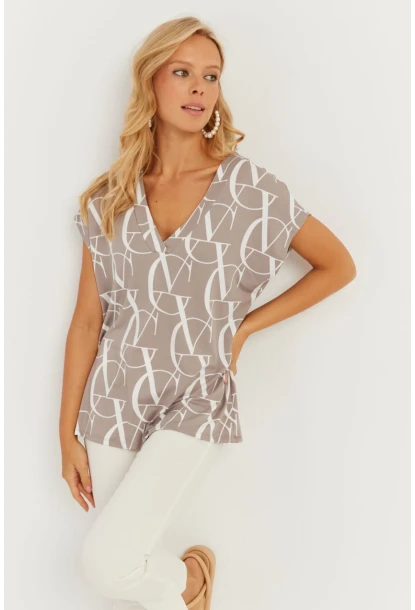 Kadın Gri V Yaka Desenli Bluz AYD293