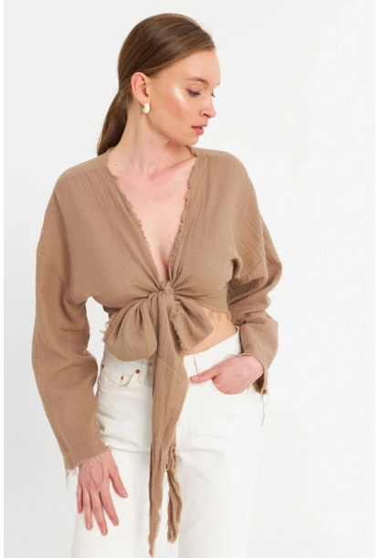 Kadın Kahverengi Müslin Crop Bluz PC20700