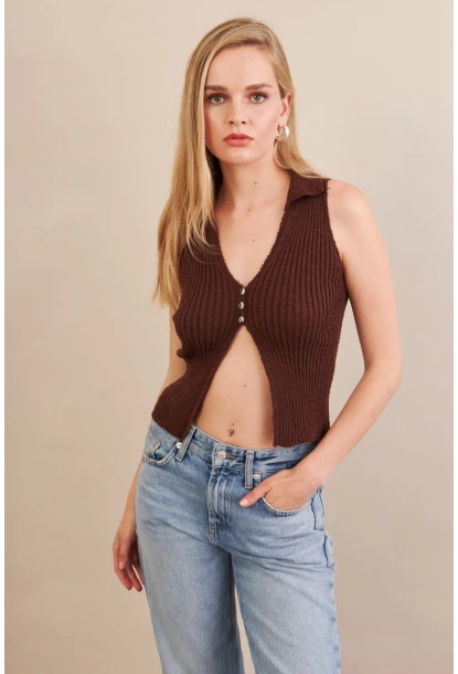 Kadın Kahverengi Polo Yaka Yumoş Yelek ZH050