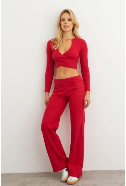 Kadın Kırmızı Crop Üstlü İkili Pantolon Takım XL10052