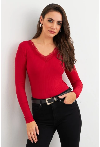 Kadın Kırmızı Ön Arka V Dantelli Bluz AYD406