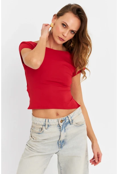 Kadın Kırmızı Sırtı Açık Crop Bluz ZH007