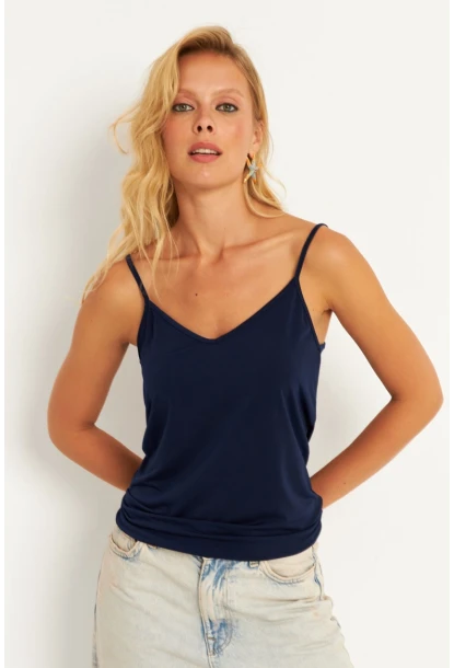 Kadın Lacivert Askılı Bluz AYD269