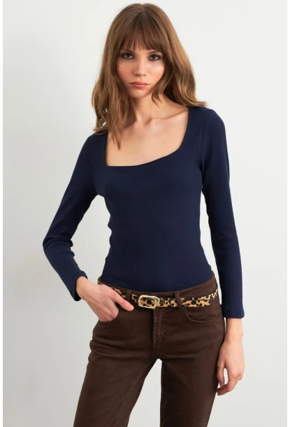 Kadın Lacivert Kare Yaka Kaşkorse Bluz GA101