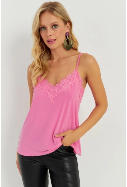 Kadın Pembe Dantel Detaylı Atlet AYD265