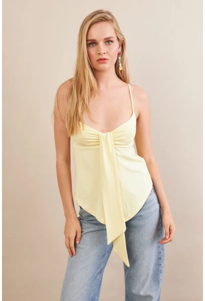 Kadın Sarı Büzgülü Asimetrik Bluz ZH172