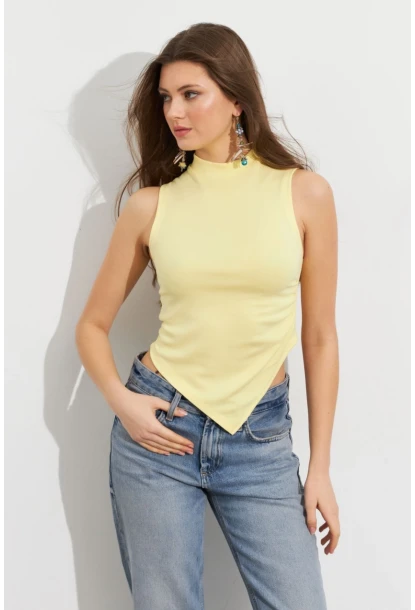 Kadın Sarı Büzgülü Asimetrik Bluz ZH340